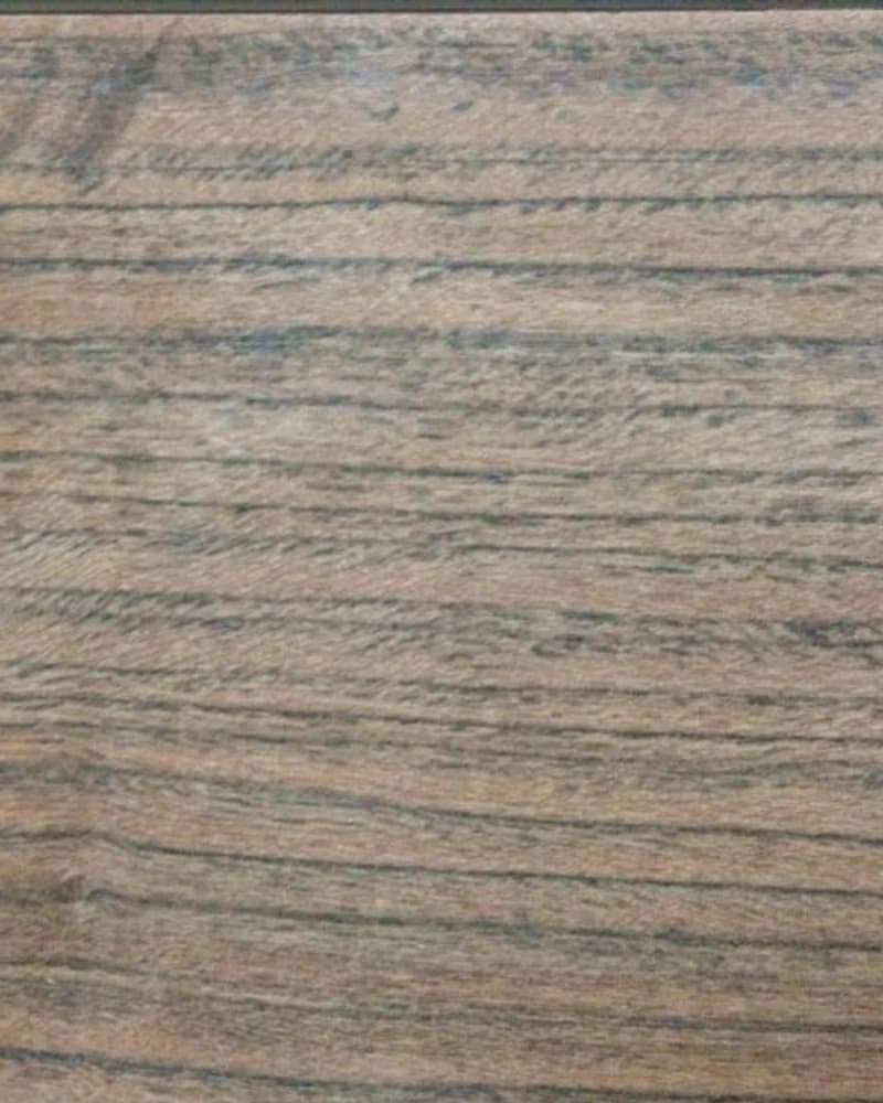 Tiger Wood natural veneer texture detail